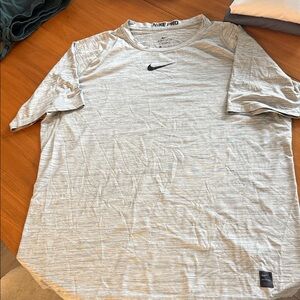 Nike Pro Light Gray Men's Short Sleeve Tee